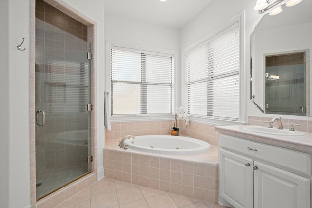 19 Swiftwater TRL, The Hills, TX 78738