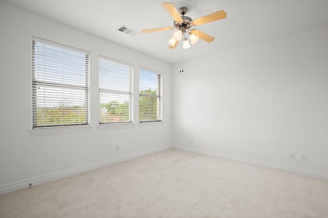 19 Swiftwater TRL, The Hills, TX 78738