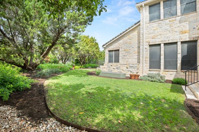 19 Swiftwater TRL, The Hills, TX 78738