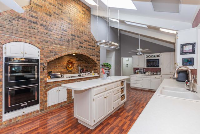 6515 ROXTON Drive, Amarillo, TX 79109