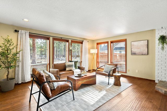 69271 Whippletree, Sisters, OR 97759