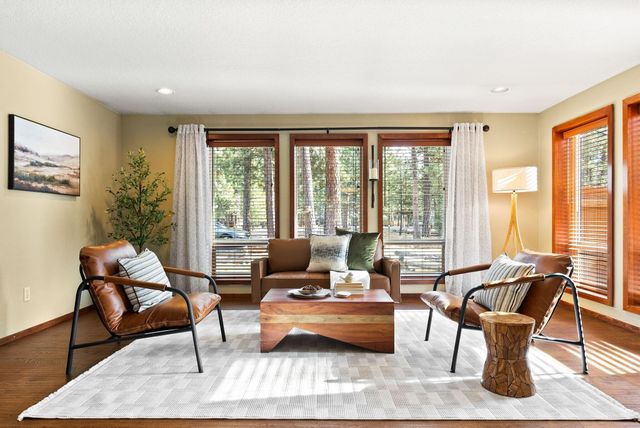 69271 Whippletree, Sisters, OR 97759