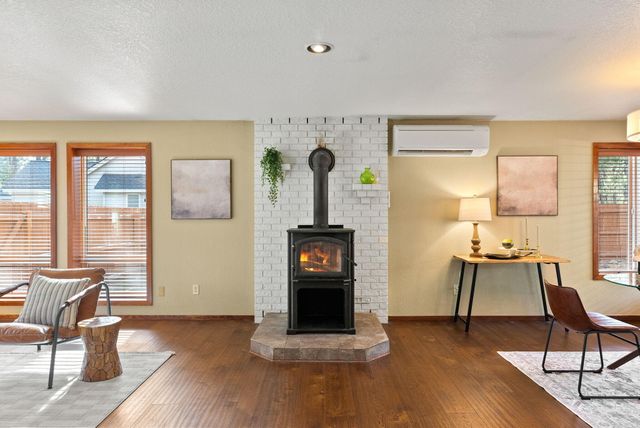 69271 Whippletree, Sisters, OR 97759