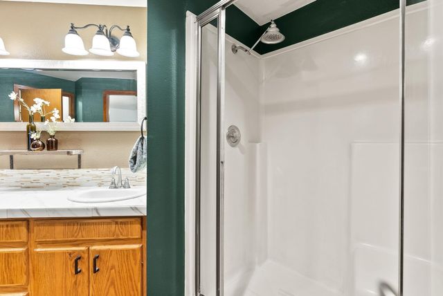 69271 Whippletree, Sisters, OR 97759