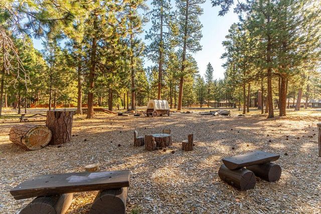 69271 Whippletree, Sisters, OR 97759