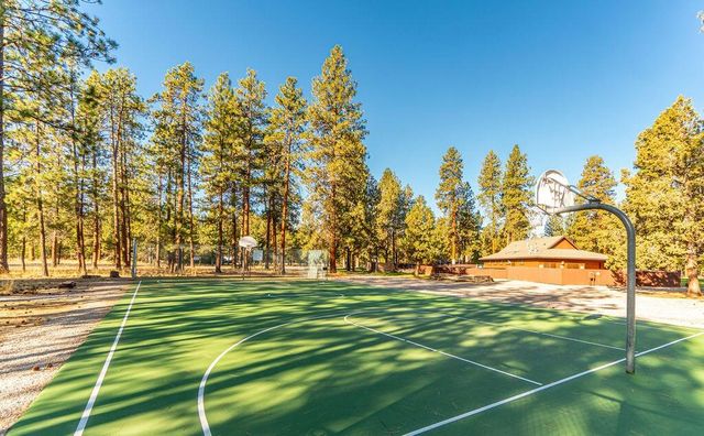 69271 Whippletree, Sisters, OR 97759