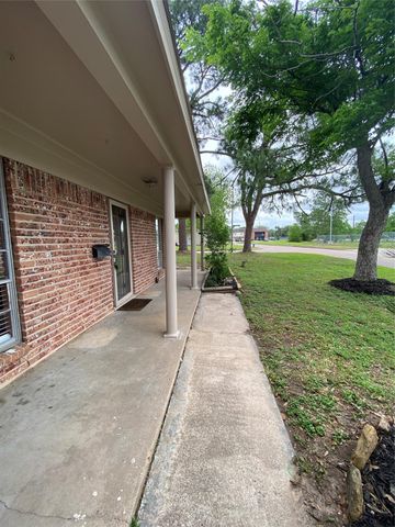 9958 Tiltree Street, Houston, TX 77075