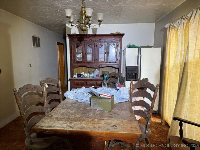 18081 E 430 Road, Claremore, OK 74017