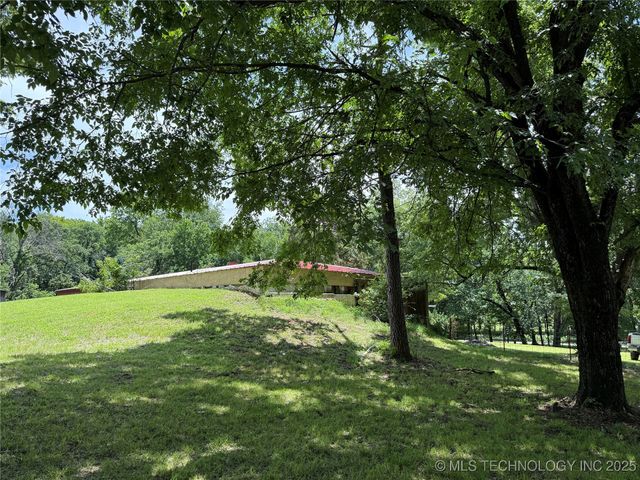 18081 E 430 Road, Claremore, OK 74017