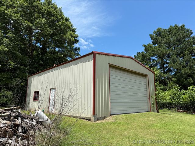 18081 E 430 Road, Claremore, OK 74017