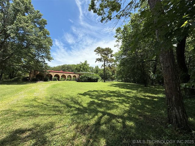 18081 E 430 Road, Claremore, OK 74017