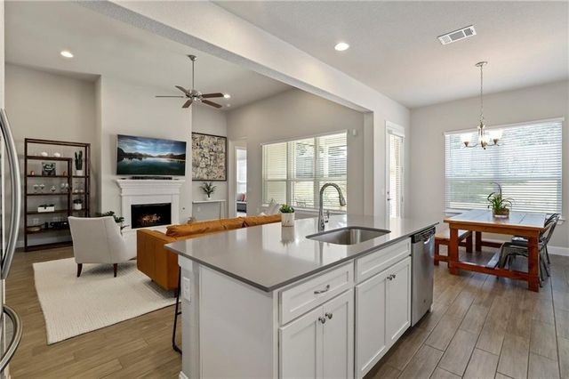 6905 Halesboro DR, Austin, TX 78736