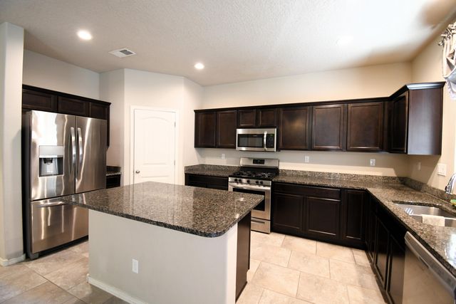 2419 Sorral Way SW, Albuquerque, NM 87121