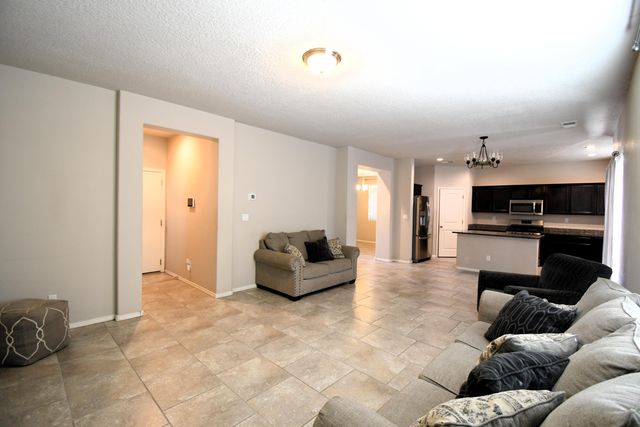 2419 Sorral Way SW, Albuquerque, NM 87121