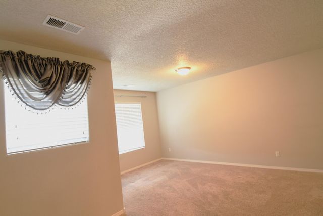2419 Sorral Way SW, Albuquerque, NM 87121