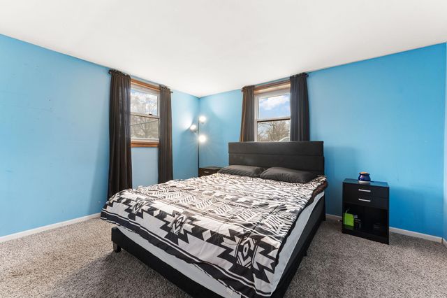 1702 Broadway Avenue, Chesterton, IN 46304