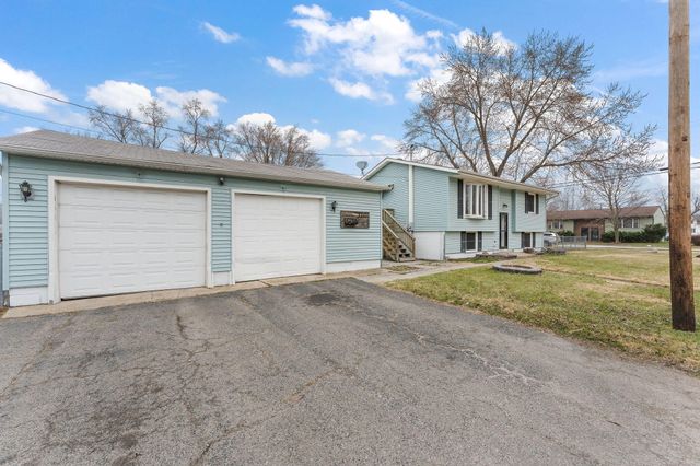 1702 Broadway Avenue, Chesterton, IN 46304