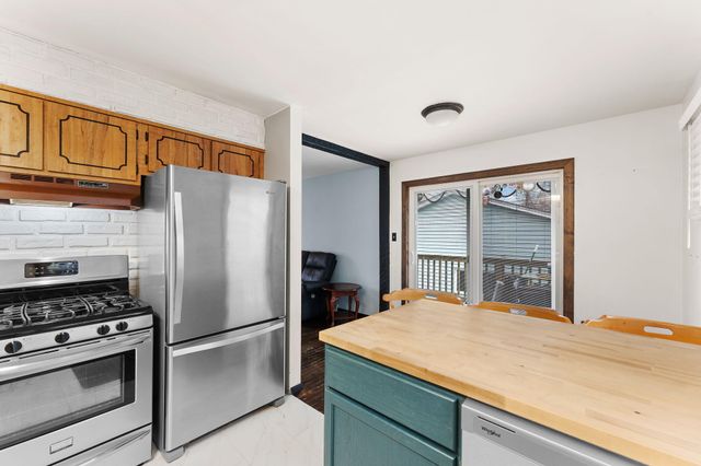 1702 Broadway Avenue, Chesterton, IN 46304