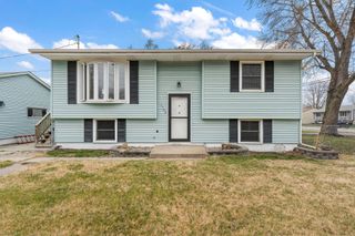 1702 Broadway Avenue, Chesterton, IN 46304