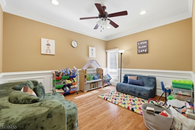 8 Ridgeline Dr, Washington Twp., NJ 07853