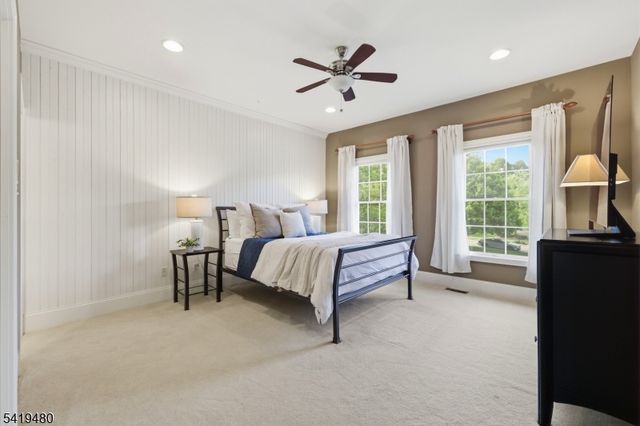 8 Ridgeline Dr, Washington Twp., NJ 07853