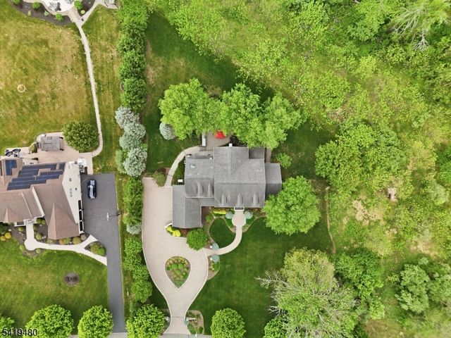 8 Ridgeline Dr, Washington Twp., NJ 07853