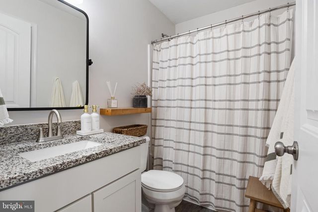 6 HUDSON BLVD, Red Lion, PA 17356