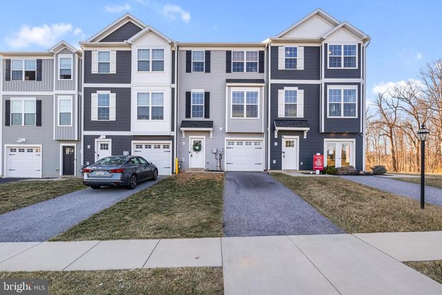 6 HUDSON BLVD, Red Lion, PA 17356