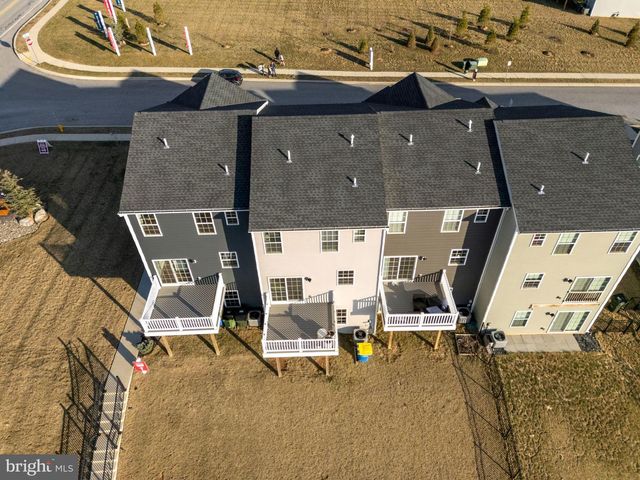 6 HUDSON BLVD, Red Lion, PA 17356