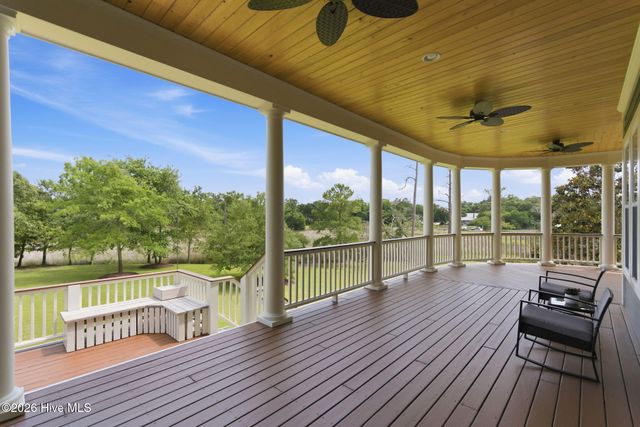 294 Crane Pointe, Hampstead, NC 28443