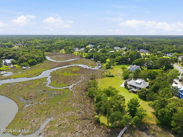 294 Crane Pointe, Hampstead, NC 28443