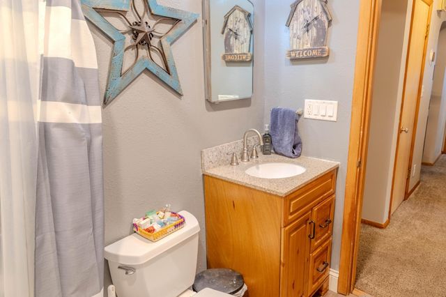421 S 18th Street S, Moorhead, MN 56560