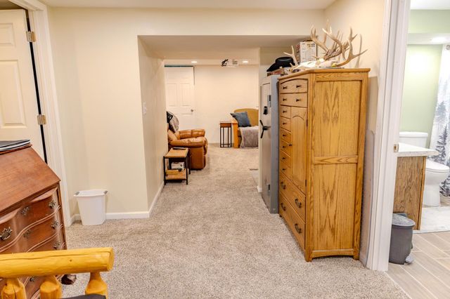 421 S 18th Street S, Moorhead, MN 56560