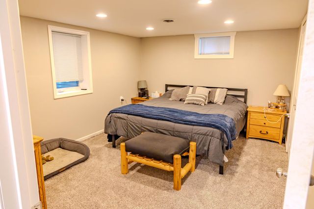 421 S 18th Street S, Moorhead, MN 56560