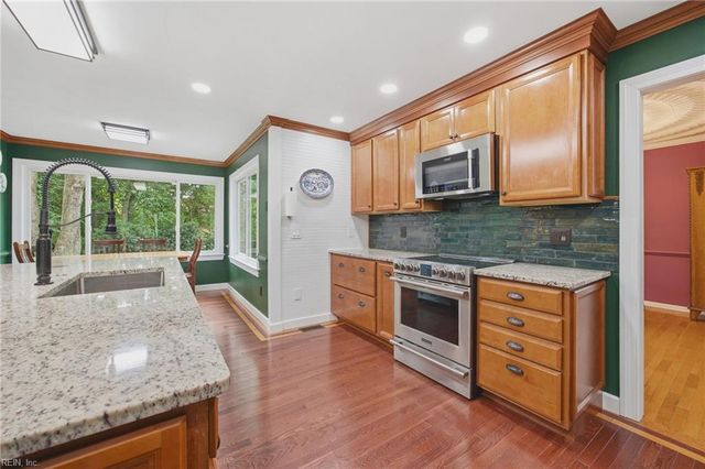 611 Bartell DR, Chesapeake, VA 23322