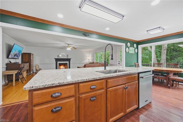 611 Bartell DR, Chesapeake, VA 23322