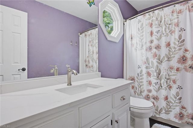 611 Bartell DR, Chesapeake, VA 23322