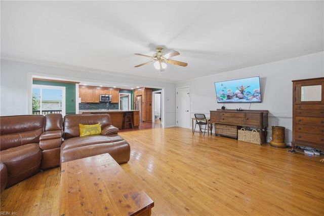 611 Bartell DR, Chesapeake, VA 23322