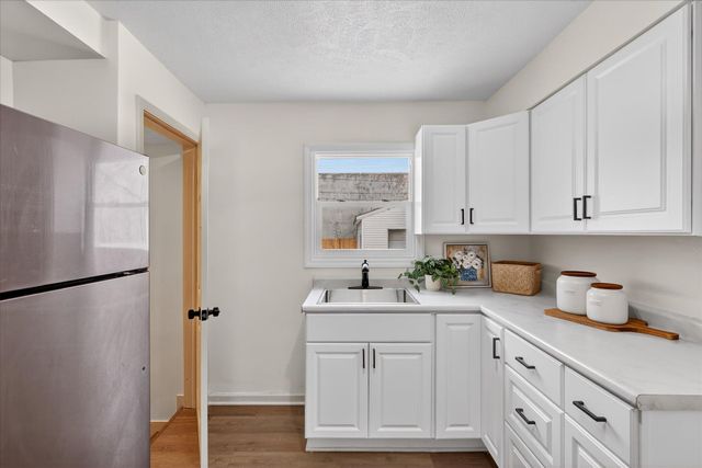 1901 Fulton Street, Kalamazoo, MI 49001