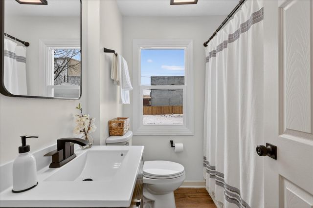 1901 Fulton Street, Kalamazoo, MI 49001