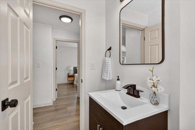 1901 Fulton Street, Kalamazoo, MI 49001