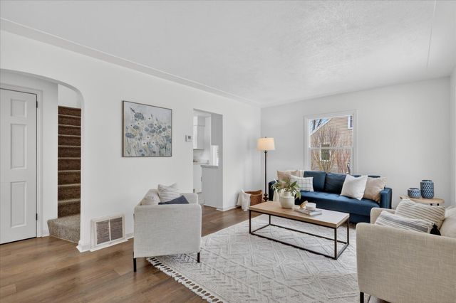 1901 Fulton Street, Kalamazoo, MI 49001