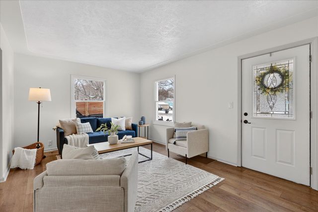 1901 Fulton Street, Kalamazoo, MI 49001