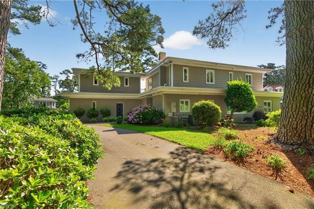 800 Oriole DR, Virginia Beach, VA 23451