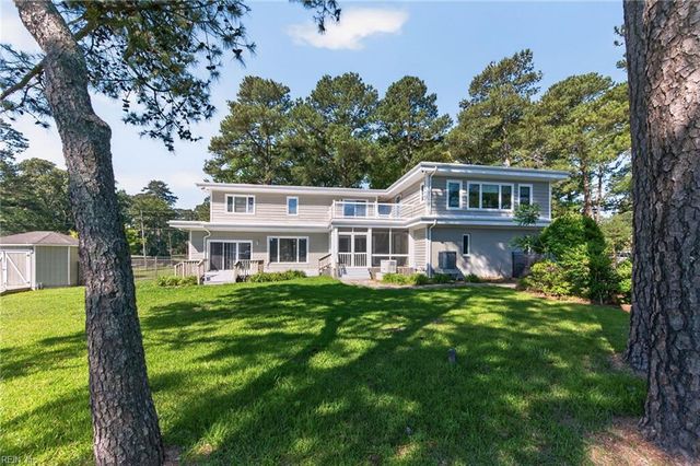 800 Oriole DR, Virginia Beach, VA 23451