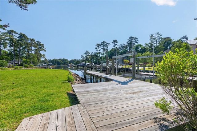 800 Oriole DR, Virginia Beach, VA 23451