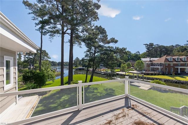 800 Oriole DR, Virginia Beach, VA 23451
