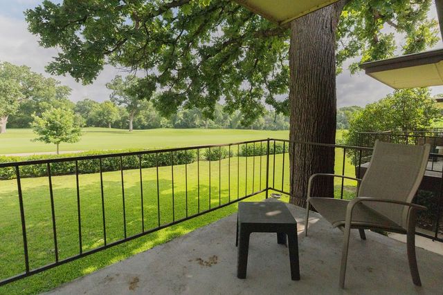4042 Ridglea Country Club Drive 1107, Fort Worth, TX 76126