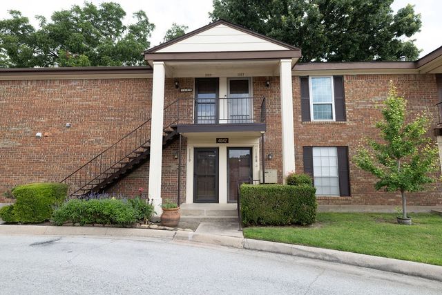 4042 Ridglea Country Club Drive 1107, Fort Worth, TX 76126