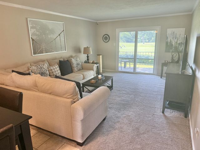 4042 Ridglea Country Club Drive 1107, Fort Worth, TX 76126
